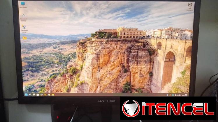Monitor Haier 21.5” Tecnología LED