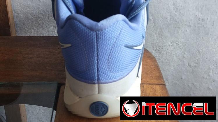 Tenis de Baloncesto Nike KD 18 Originales