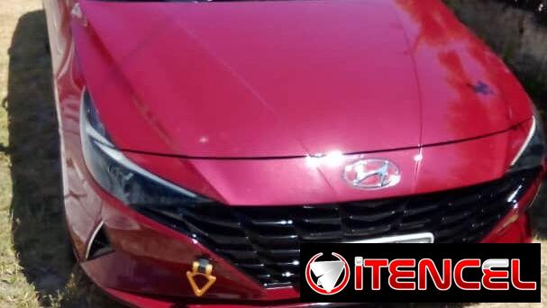 Vendo un negocio, Hyundai Elantra, 2023 con pizarra digital