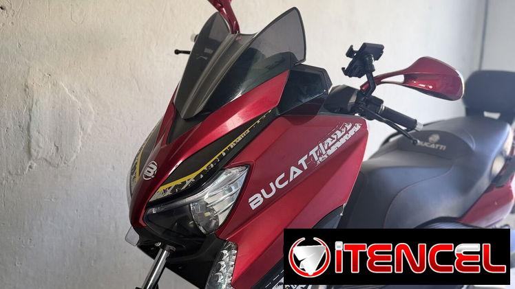 Moto Bucatti Tmax Ultra 250 cc, prácticamente nueva solo 2mil kilómetros recorridos, capacidad del tanque de 9Lt