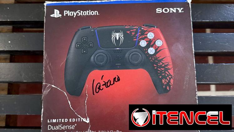 Todo ORIGINAL, NUEVO Y DE USO!!! Mandos de PS4 y PS5!!! El mundo Gamer en tus manos!!! BzK_ lo tiene todo!!!