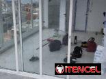 De todo en carpintería de aluminio y cristal