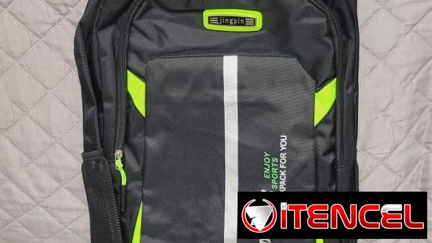 Mochilas ‼️ ‼️ ‼️ ‼️ ‼️ Mochilas de niñ@s y Mochilas de Adultos.  MOCHILAS NUEVAS