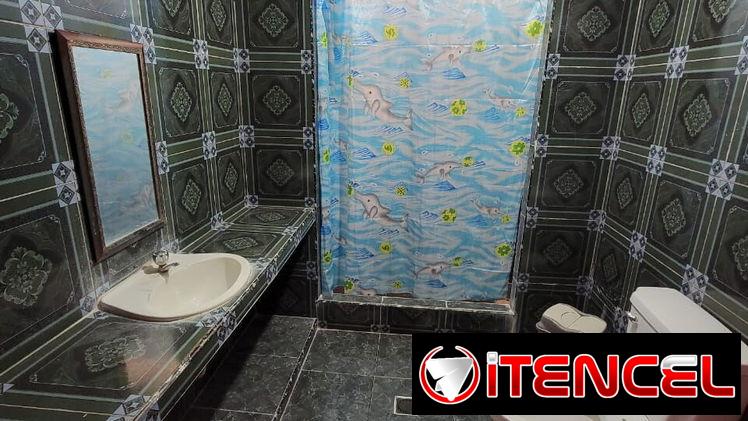 🏠 Casa Con Piscina En Guanabo de 6 habitaciones. 💡 Paneles Solares instalados. 👥Capacidad para 18 personas