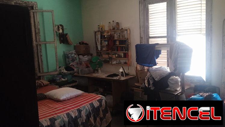 Se vende apartamento capitalista de 2/4 en el Vedado