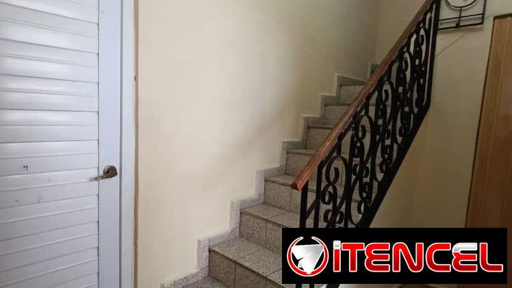 Se vende casa 3 plantas