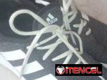 Zapatillas deportivas grises Adidas – Calzado casual con franjas blancas – Tenis atléticos unisex – Zapatillas urbanas c