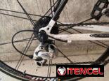 Bicicleta de ruta de aluminio y fibra de carbono