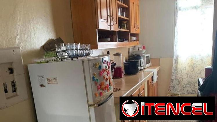 En venta apartamento de 3 cuartos en Playa