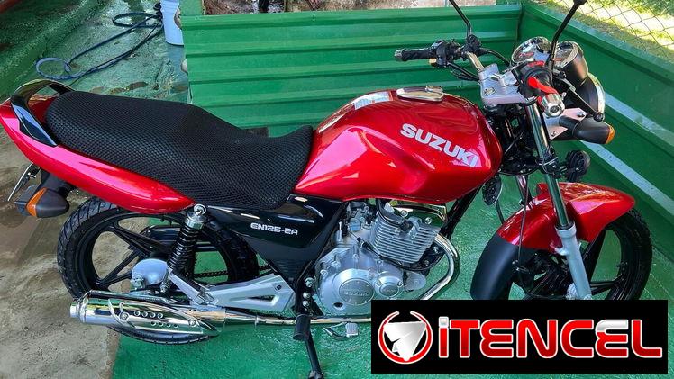 Moto Suzuki EN125
