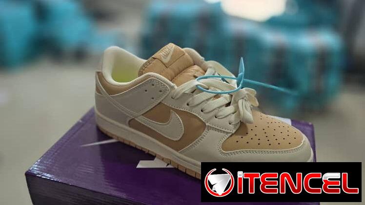 Tenís variados