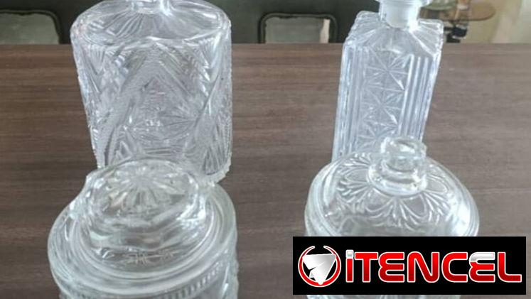 Botellas y bomboneras antiguas