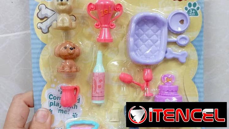 Blíster 4 perros, con pastel, maleta, cama, hueso y más para alimentar