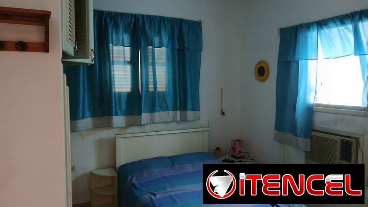 Vendo apto con garage 4/4 .muy buen estado para llegar y vivir.vibora