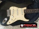 Guitarra eléctrica en venta.