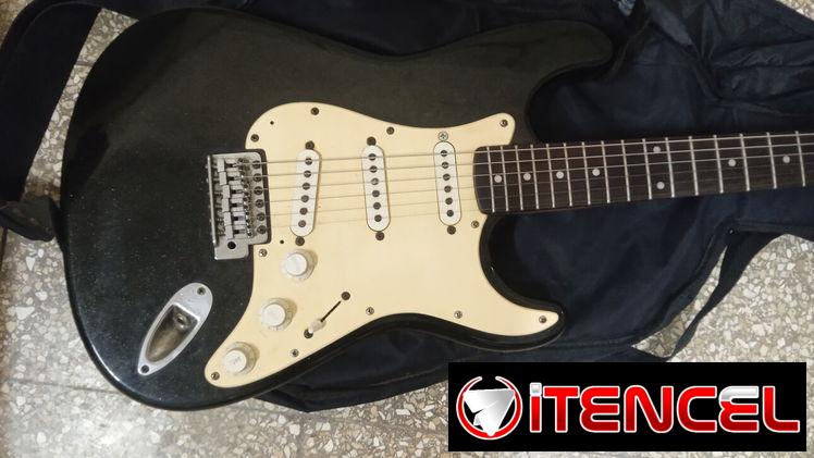 Guitarra eléctrica en venta.
