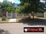 Venta- Atabey casa en bajos de biplanta
