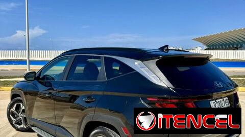 Hyundai Tucson 2024 modelo intermedio 30 mil km
