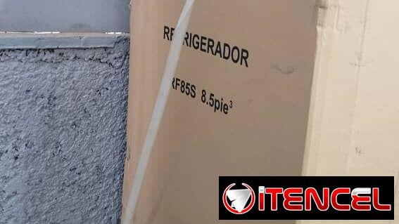 Refrigerador Royal de 8.5 pie, Buen precio