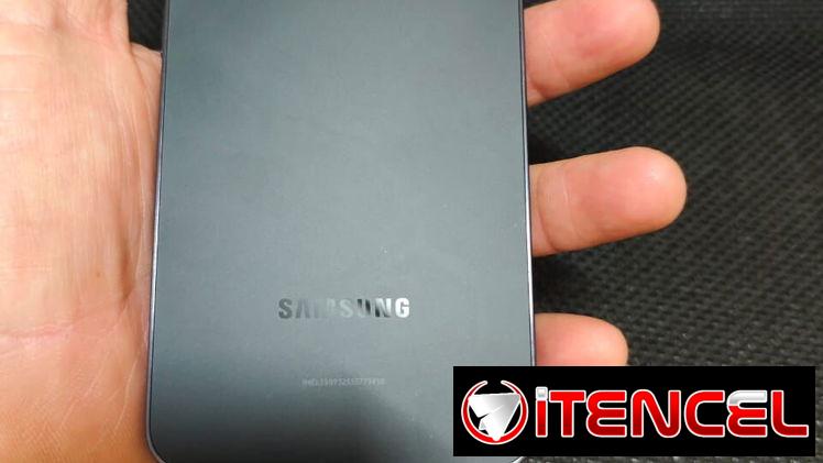Samsung S23 8/128 ,dual SIM, cargador de 25w y forro