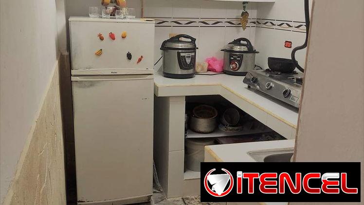 *3🏡Se vende apto en venta ubicado en centro por Zanja*           *Características*                        ^ * tiene 4 c