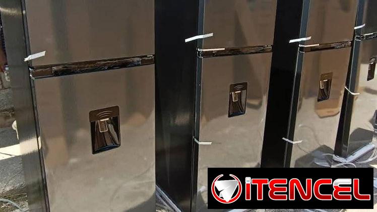 REFRIGERADOR GRANDE CON DISPENSADOR DE AGUA, ROYAL 15 PIES,570 USD