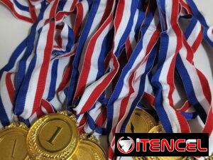 ebad052aff316d1493b7db9832a94b1136c56955af5902642f3c8cb3e77f15ce