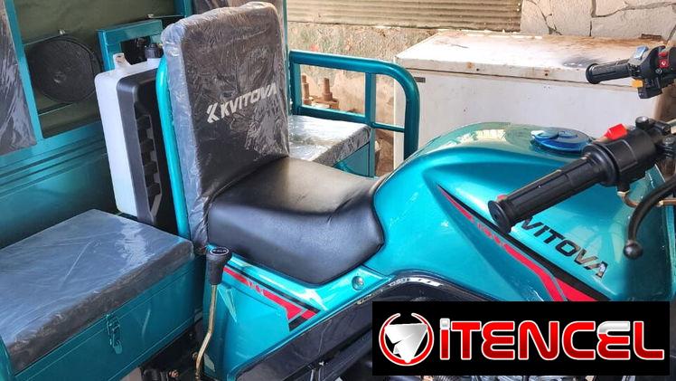 Triciclo kvitova nuevo de gasolina 250cc
