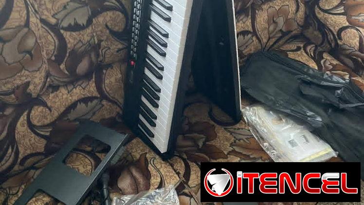 Piano eléctrico GLARRY