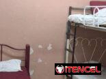 Vendo casa con todo en playa puente 5 9097239  Papeles en regla Precio 15mil  Cocina camas split televisor muebles refri