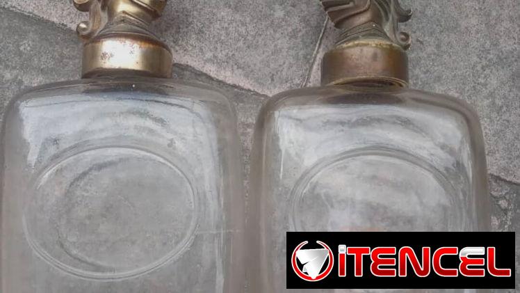 Vendo pomos antiguos de perfumes