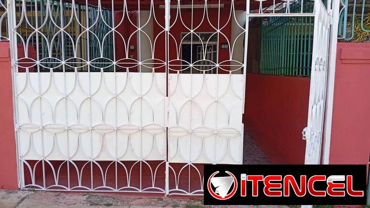 Venta de casa vedado con todp dentro…me ajusto