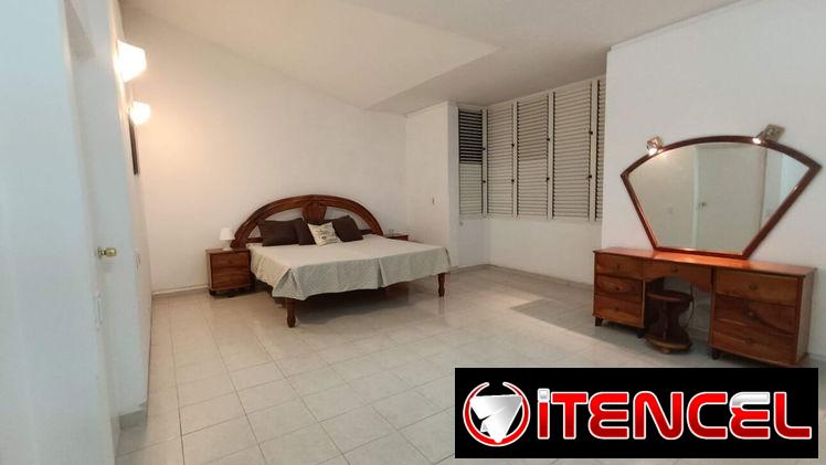 🌞 Amplia Propiedad de Lujo de 5 Habitaciones en Siboney Con Paneles Solares REF 1468