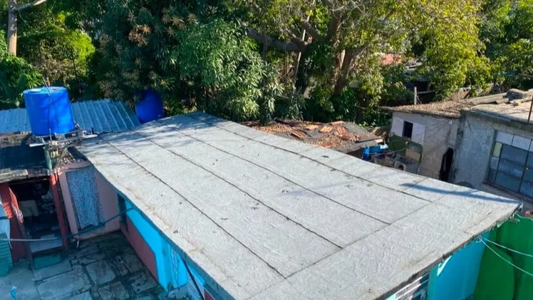Montaje y reparación de manta de techo