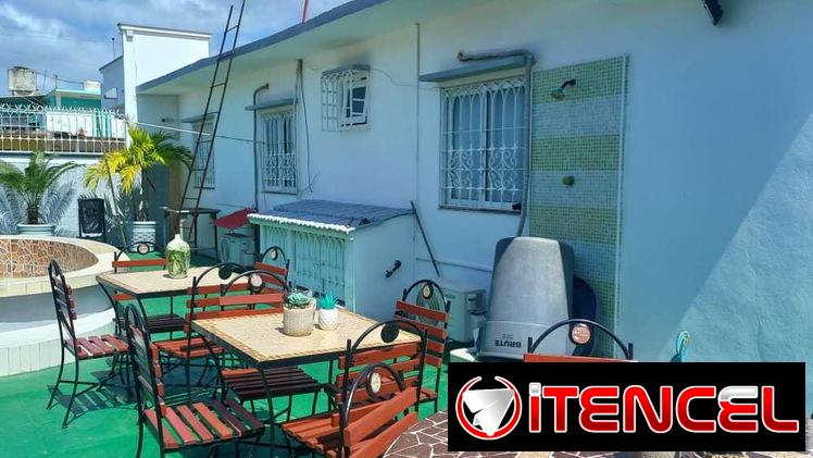 Casa independiente por la carbónera 100 metros del mar