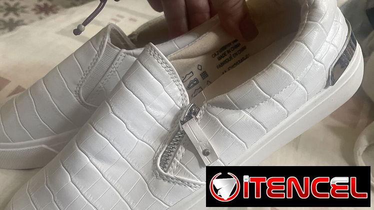 Zapatillas de Piel. /5000$