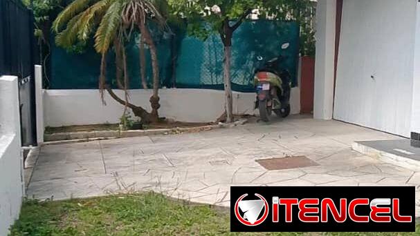Venta de Casa independiente perfecto estado patio amplio por 87y5ta6 150mil 53582376