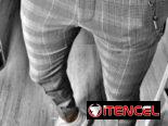 Pantalon de cuadros , pantalon de vestir , camisa blanca,  camisa azul , ropa de vestir elegante para hombres