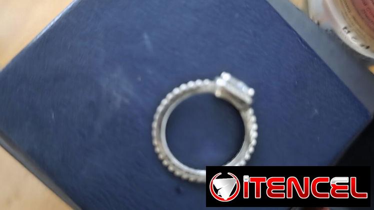 Anillo Pandora talla 5