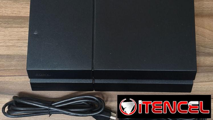 Playstation 4 FAT desbloqueado HDD de 500 GB lleno de juegos a su gusto .