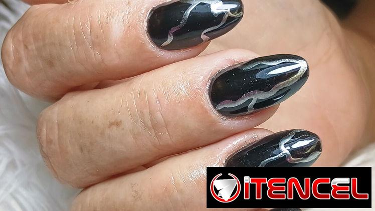 Manicura profesional en tecnicas de acrilico y gel