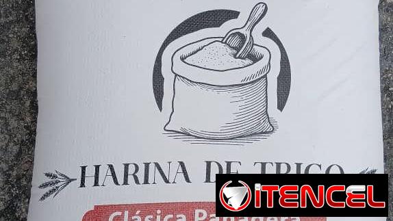 Harina en contenedor