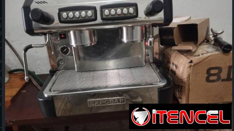 Cafetera eléctrica industrial de 2 mangas marca EXPOBAR,LA MEJOR A NIVEL MUNDIAL, nueva en caja con suavizador incluido