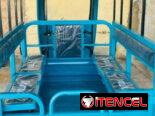 Triciclo eléctrico con cavina