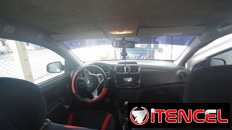 Renault Sandero automático