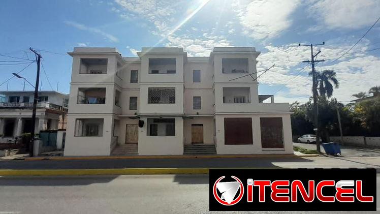 • LR005  🏡 Apartamento / Casa en Venta – Playa, La Habana  📍 Ubicación: Ave 41, Playa, La Habana 📌 Zona residencial