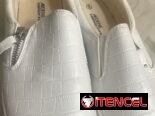Zapatillas de Piel. /5000$