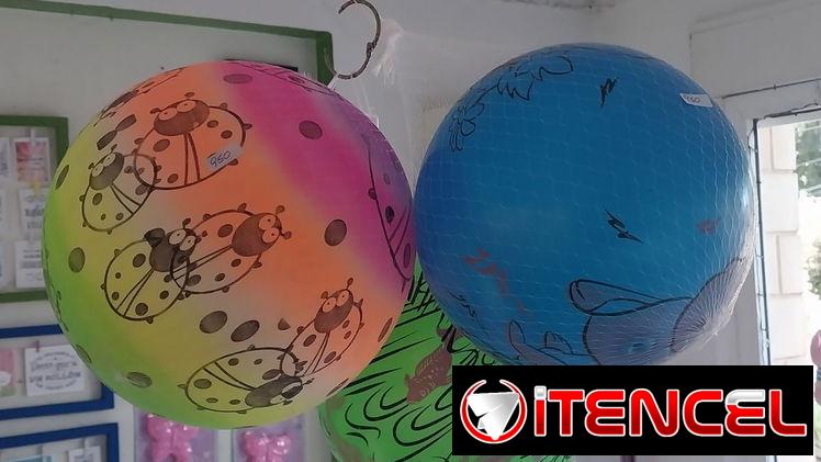 Pelotas de goma para la Playa