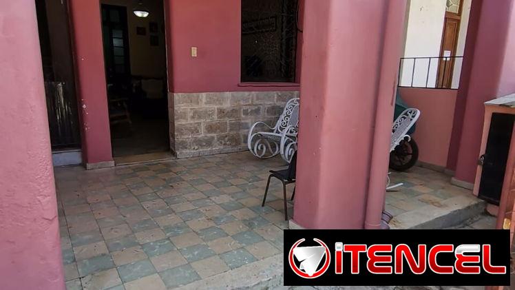 Se vende casa de 3 habitaciones en el vedado