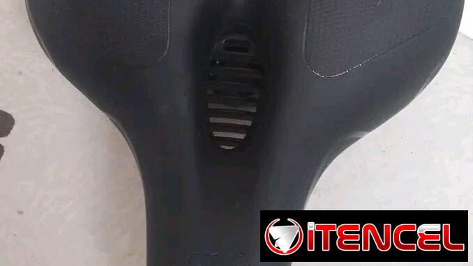 Taller y piezas accesorios gomas 622 camaras ,tacos de freno , pinzas de freno , de todo en bicicletas